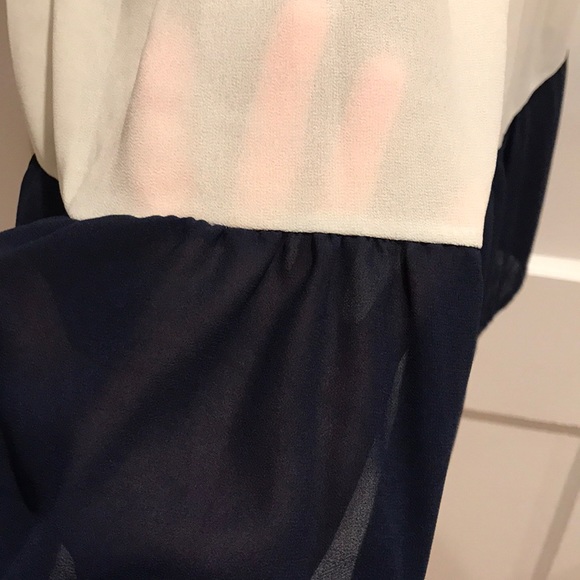 Loose fit blue tank with white & blue sheer bottom - Picture 4 of 6